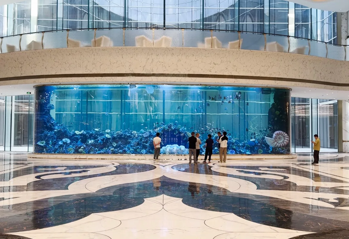Tongxiang Zhenshi project, finished aquarium viewing window